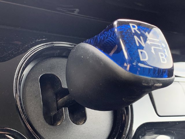 Used 2019 Toyota Prius LE w/ Carpet Mat Package AWD/4WD image 26