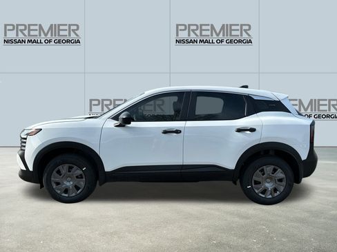 New 2026 Nissan Kicks S image 8