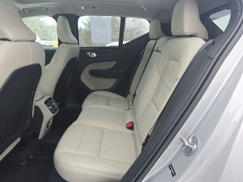 Certified 2023 Volvo XC40 B5 Plus w/ Driver Assist Package image 22