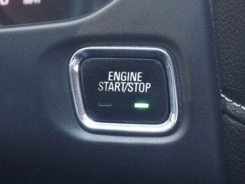 Used 2020 GMC Acadia SLT image 23