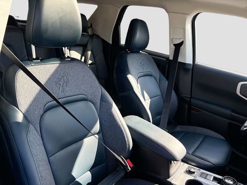 Used 2024 Ford Bronco Sport Outer Banks w/ Tech Package image 30