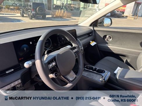 Used 2025 Hyundai Ioniq 5 SEL image 3