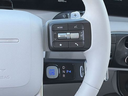 Certified 2026 Hyundai Palisade SEL FWD image 23
