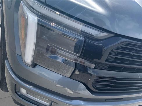 Certified 2025 Ford F150 Platinum w/ Equipment Group 702A High AWD/4WD image 28