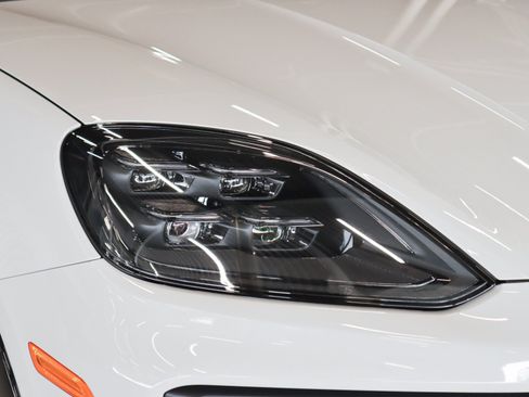 Certified 2025 Porsche Cayenne GTS AWD/4WD image 27