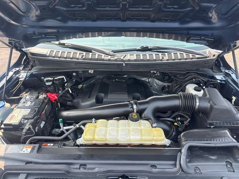 Used 2018 Ford Expedition Max XLT AWD/4WD image 36