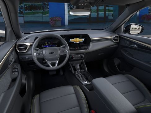 New 2026 Chevrolet TrailBlazer ACTIV w/ Driver Confidence Package AWD/4WD image 39