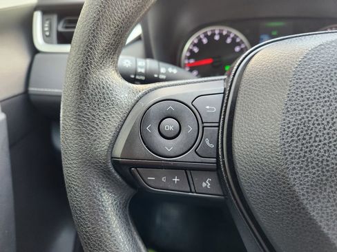 Used 2019 Toyota RAV4 XLE w/ Convenience Package image 28