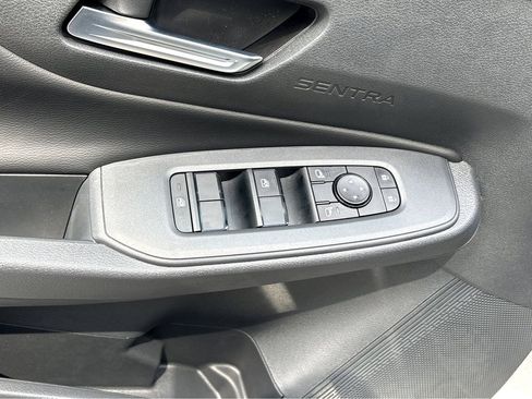 New 2026 Nissan Sentra SV w/ Floor Mat Package FWD image 29