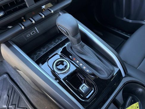 New 2026 Chevrolet Colorado W/T w/ WT Custom Package image 20