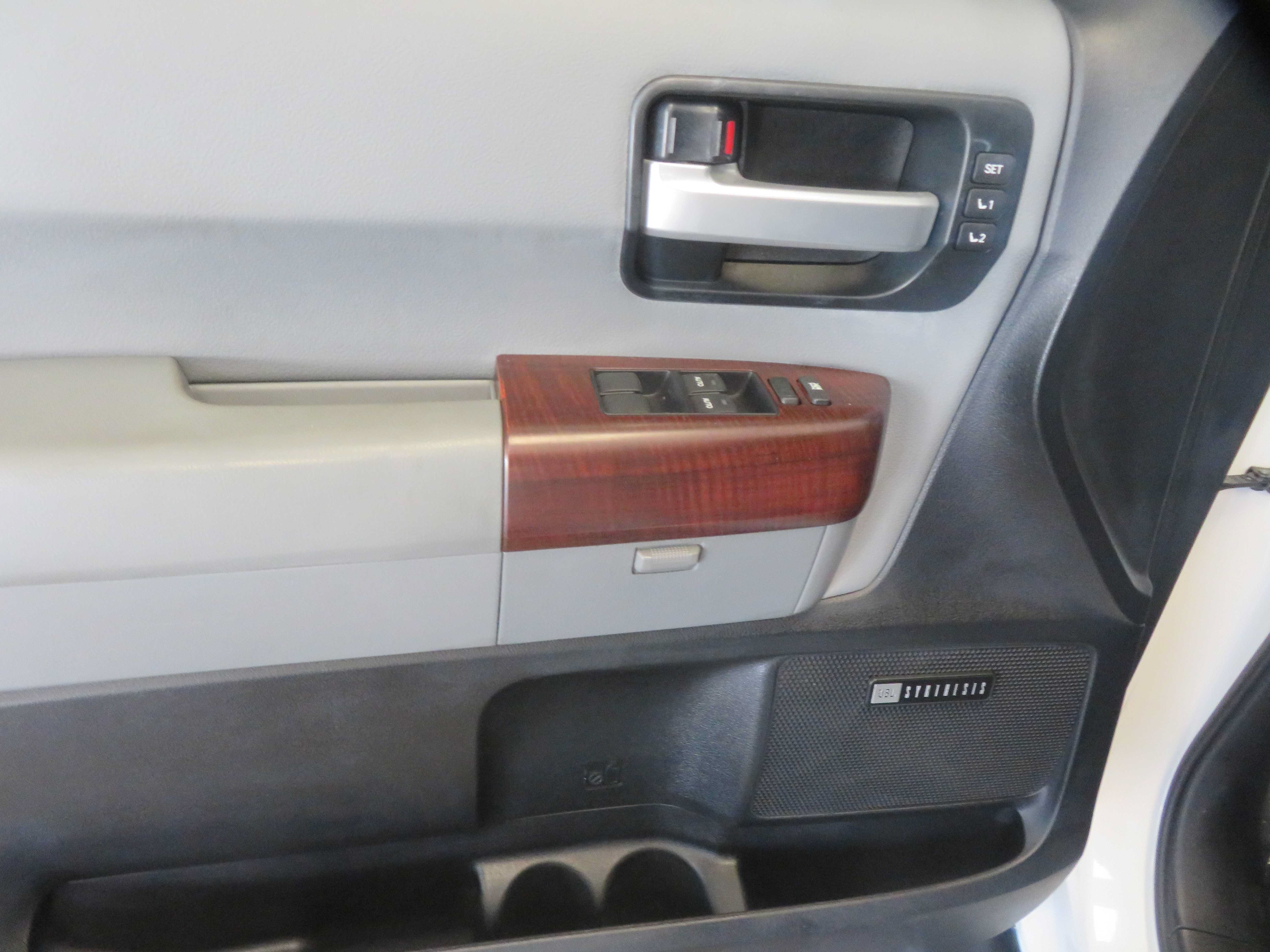 Used 2012 Toyota Sequoia Platinum AWD/4WD image 14