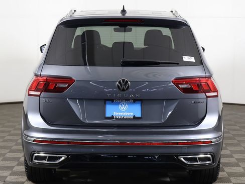 Used 2022 Volkswagen Tiguan SEL R-Line AWD/4WD image 15