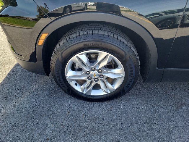 Used 2021 Chevrolet Blazer LT w/ LPO, Cargo Package FWD image 9