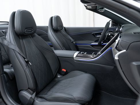 New 2026 Mercedes-Benz CLE 53 AMG 4MATIC Cabriolet image 22