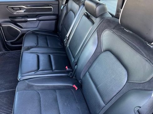Used 2022 RAM 1500 Laramie w/ Sport Appearance Package AWD/4WD image 8