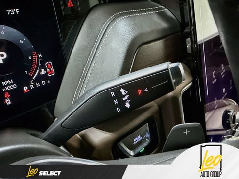 Used 2025 GMC Yukon Denali Ultimate AWD/4WD image 20
