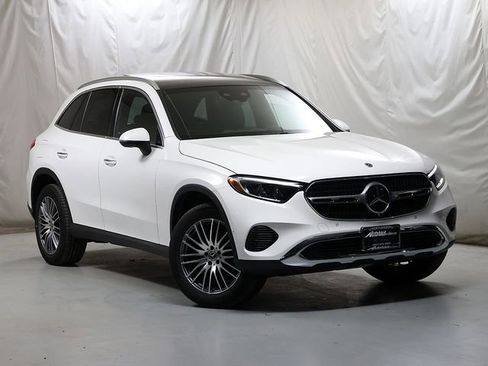 Certified 2026 Mercedes-Benz GLC 300 4MATIC image 1