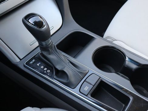 Used 2016 Hyundai Sonata SE image 8