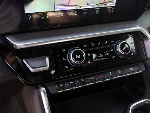 Used 2023 GMC Sierra 1500 Denali w/ Denali Reserve Package image 21