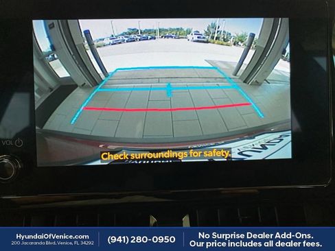 Used 2024 Toyota Corolla Cross LE w/ Moonroof Package FWD image 7