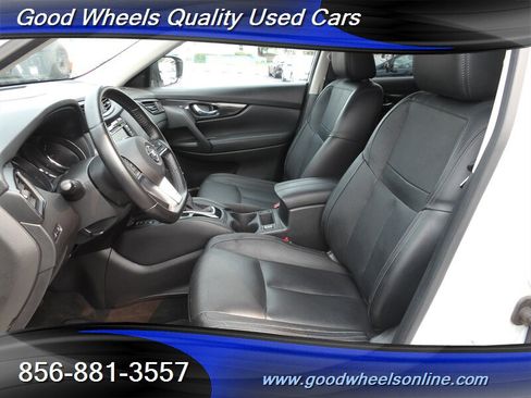 Used 2018 Nissan Rogue SL w/ Premium Package AWD/4WD image 13