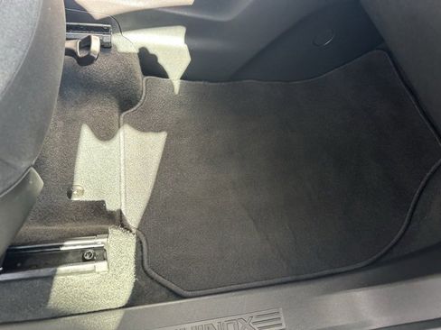 Used 2019 Chevrolet Equinox LT image 14