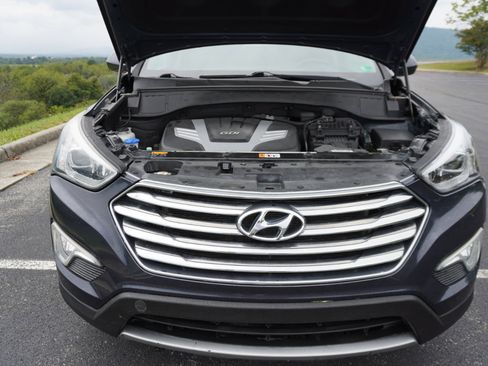 Used 2015 Hyundai Santa Fe GLS image 37
