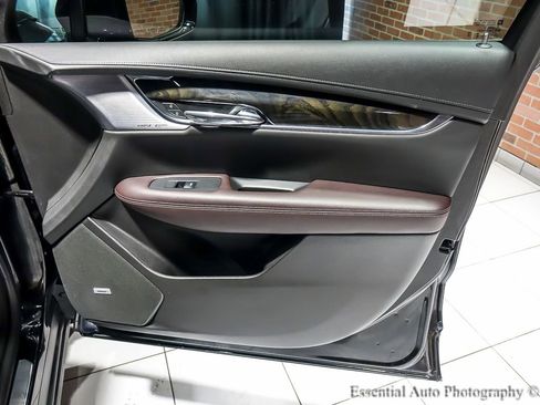 Used 2024 Cadillac XT6 Premium Luxury AWD/4WD image 29