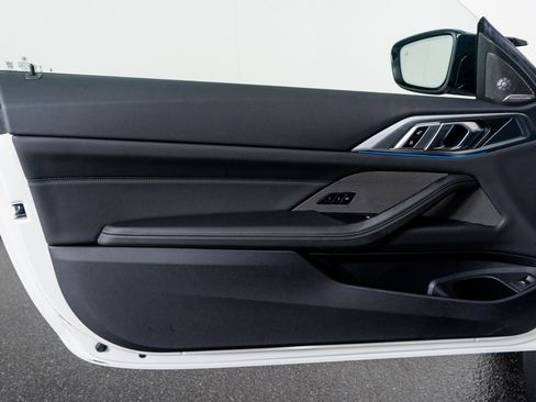 Used 2025 BMW M4 Coupe image 48