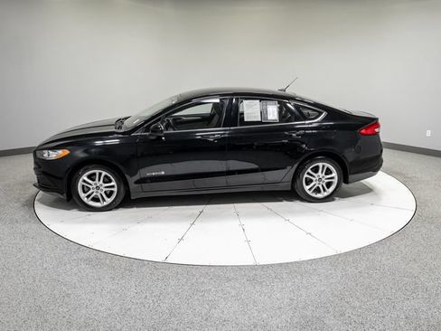 Used 2018 Ford Fusion S FWD image 30