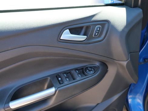 Used 2018 Ford Escape SE AWD/4WD image 22