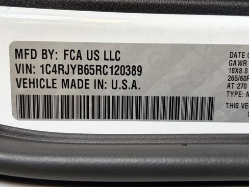 Used 2024 Jeep Grand Cherokee Limited 4xe AWD/4WD image 34