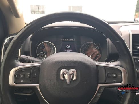 Used 2020 RAM 1500 Big Horn AWD/4WD image 18
