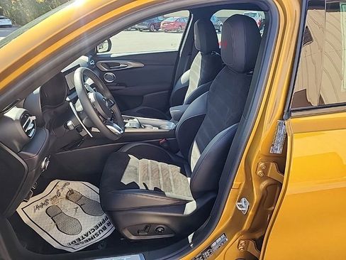 Used 2024 Dodge Hornet R/T Plus image 11