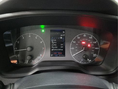 Certified 2024 Toyota Corolla LE image 17