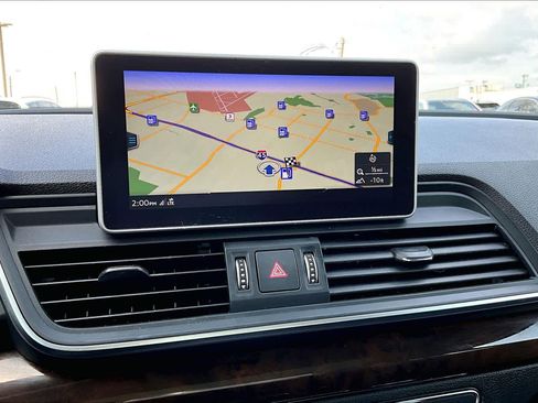 Used 2020 Audi Q5 Premium Plus w/ Premium Plus Package image 30