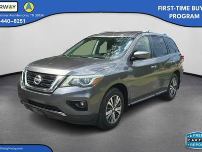 Used 2017 Nissan Pathfinder SV