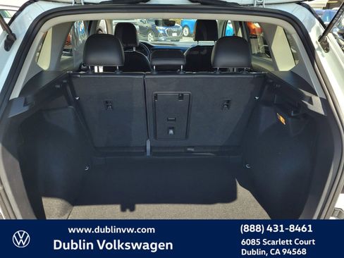 Certified 2023 Volkswagen Taos SE image 23