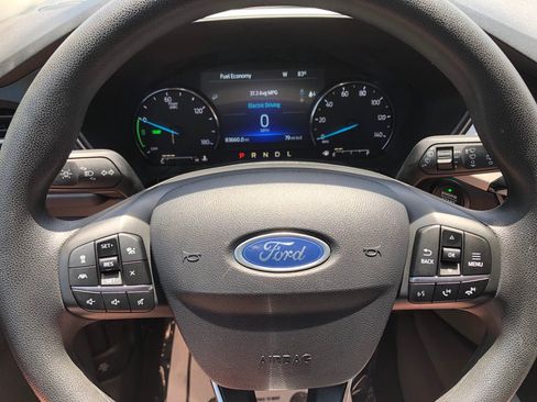 Used 2021 Ford Escape SE FWD image 32