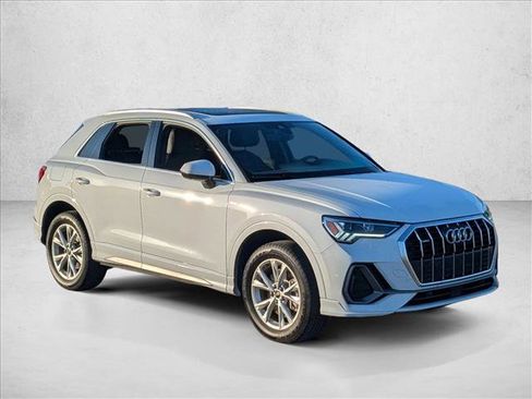 Used 2024 Audi Q3 2.0T Premium Plus AWD/4WD image 3