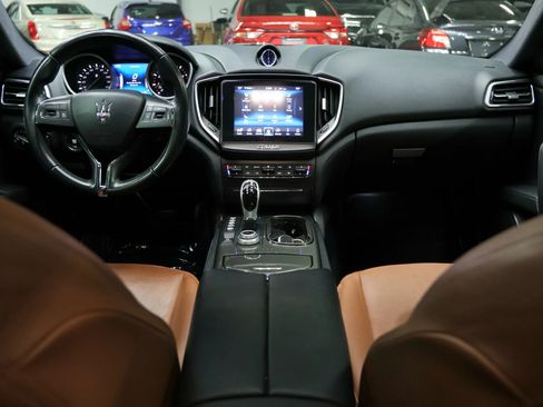 Used 2018 Maserati Ghibli image 36