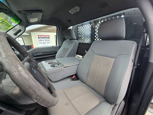 Used 2016 Ford F550 2WD Regular Cab Super Duty image 14