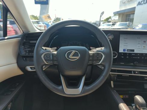 Used 2024 Lexus RX 350 FWD w/ Technology Package image 17
