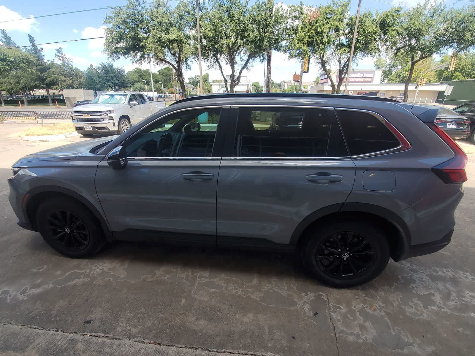 Used 2024 Honda CR-V Sport-L image 3
