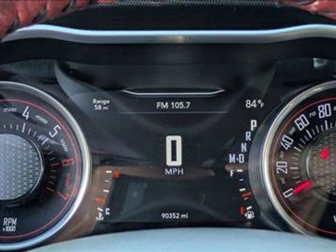 Used 2016 Dodge Challenger R/T Scat Pack w/ Leather Interior Group RWD image 11