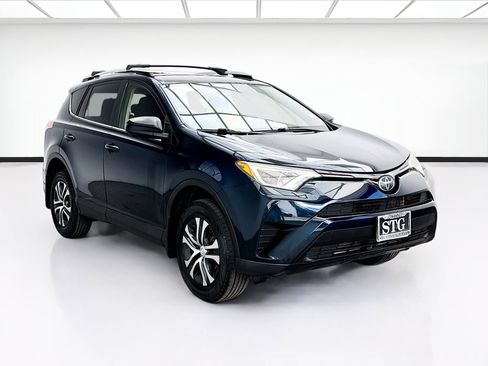 Used 2018 Toyota RAV4 LE w/ All Weather Liner Package FWD image 3