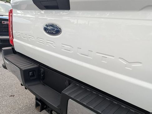 Used 2026 Ford F250 XLT AWD/4WD image 9