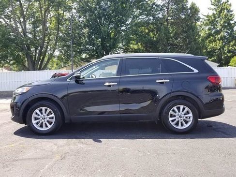 Used 2020 Kia Sorento LX w/ LX I4 Convenience Package FWD image 9
