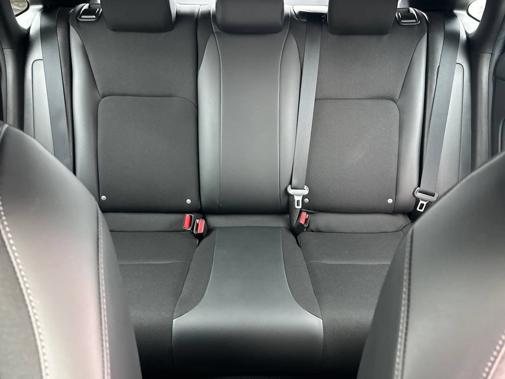 Used 2025 Honda Civic Sport image 25