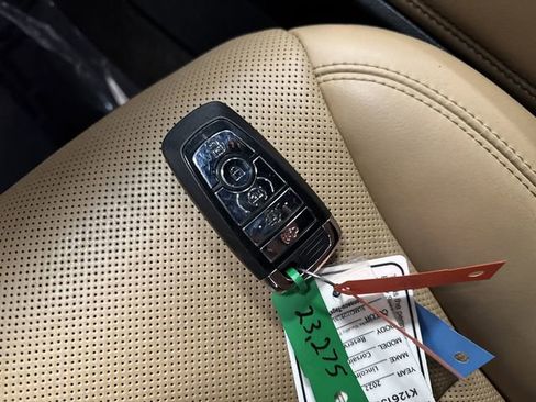 Used 2022 Lincoln Corsair Reserve w/ Elements Package image 30